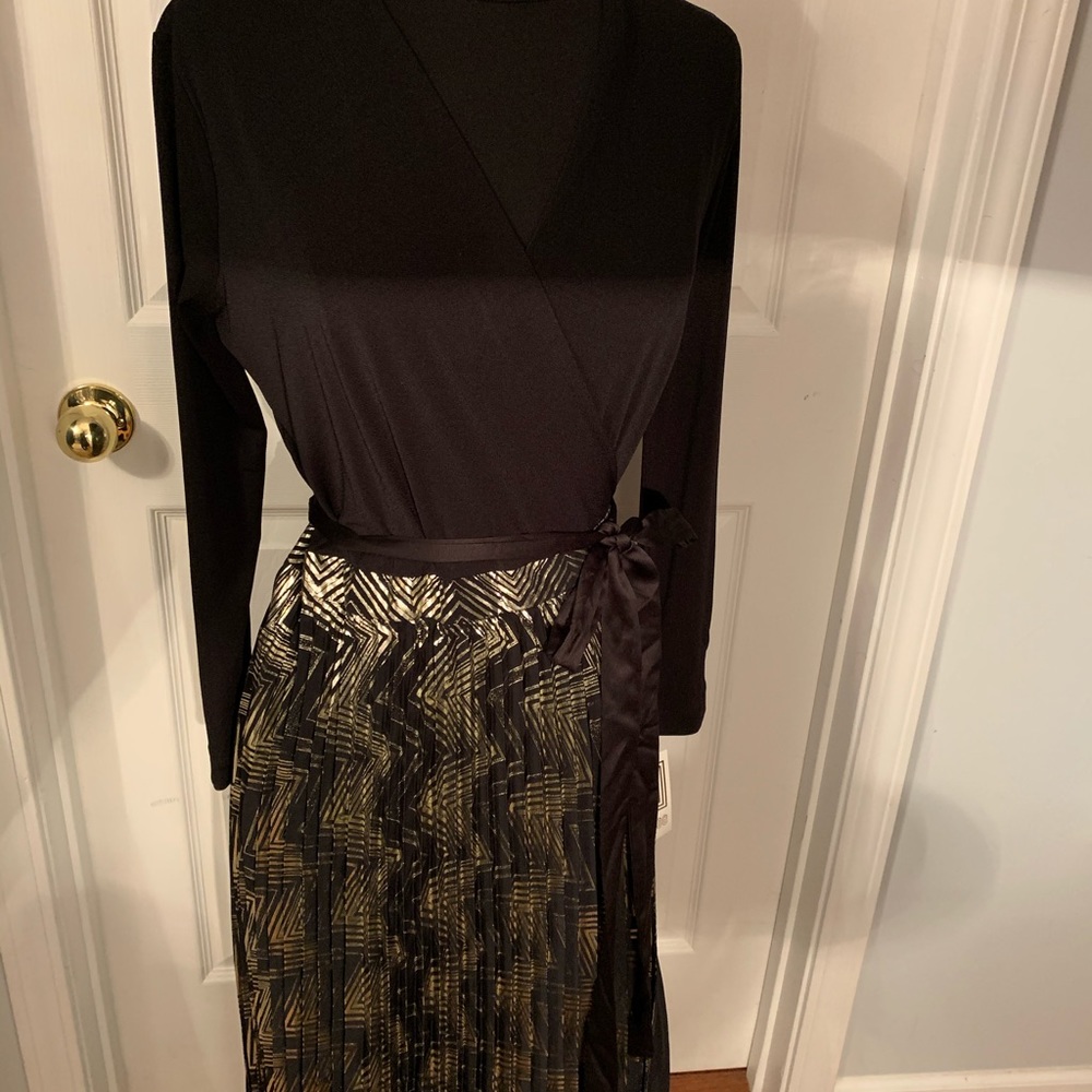 Black  and gold long sleeve gown